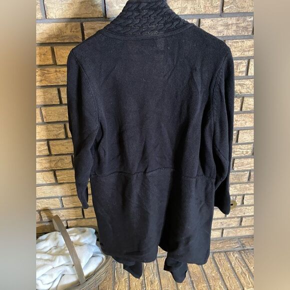 Black cardigan - Picture 2 of 6